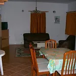 Lizi Apartman Héviz
