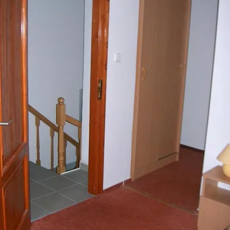 Apartament Lizi Apartman *