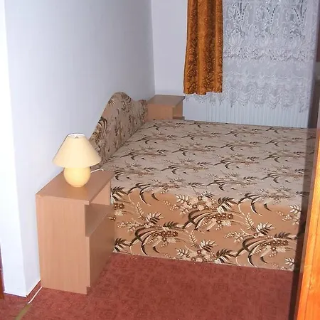 Apartament Lizi Apartman *