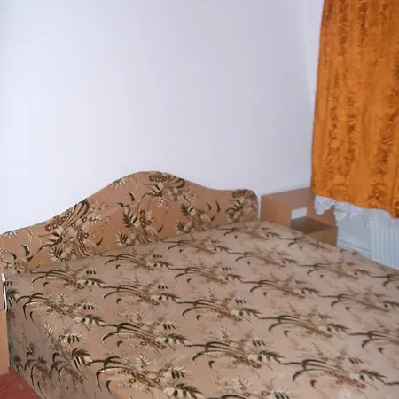 Apartament Lizi Apartman *