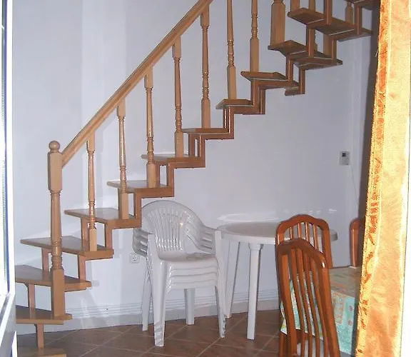Lägenhet Lizi Apartman *