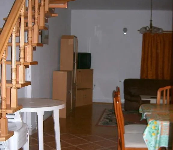 Apartamento Lizi Apartman *