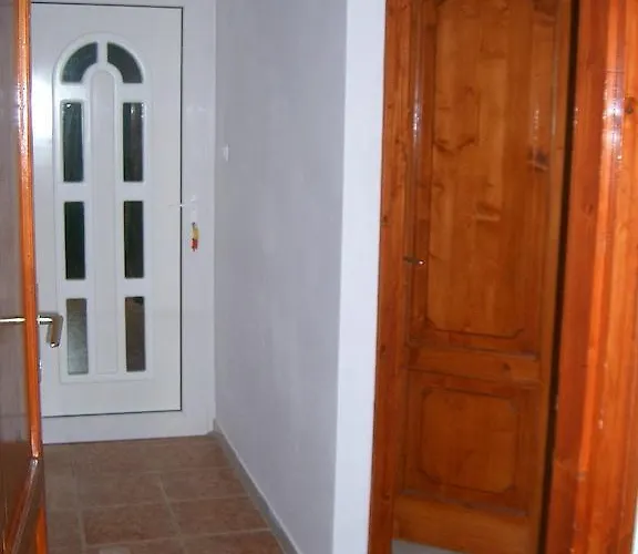 Lizi Apartman
