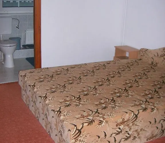 Lägenhet Lizi Apartman
