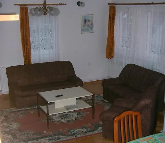 Lizi Apartman