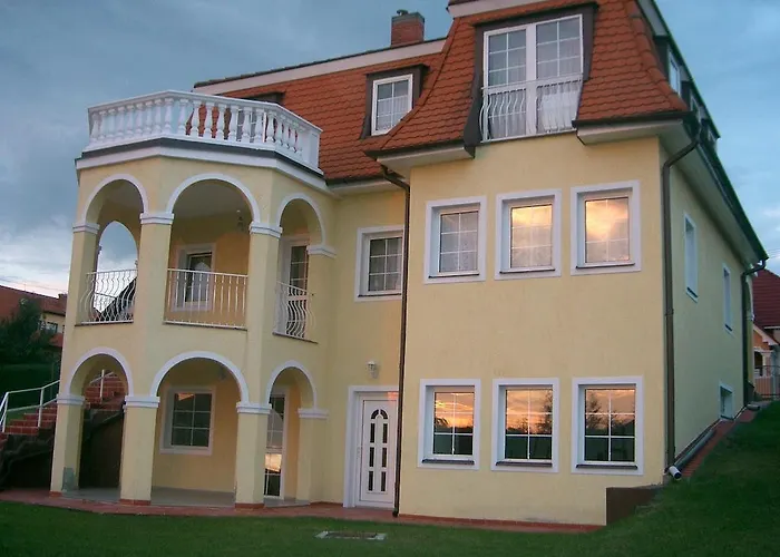Lizi Apartman